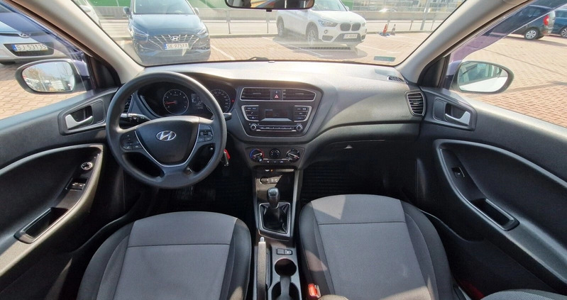 Hyundai i20 cena 44500 przebieg: 118140, rok produkcji 2019 z Opatów małe 172